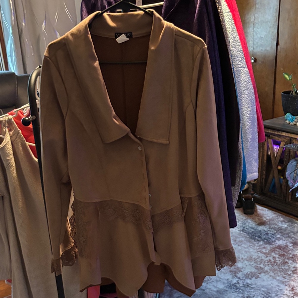VENUS Brown V-Neck Sweater